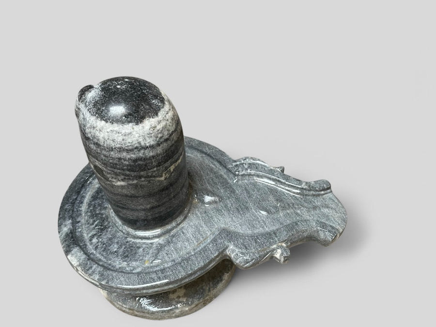 Figurines & Sculptures